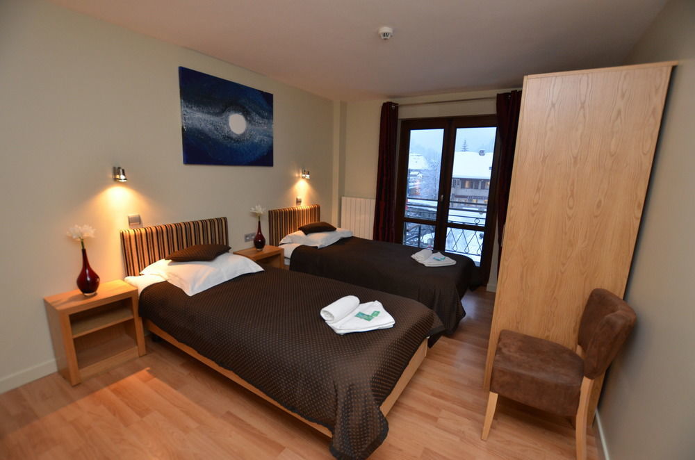 Hotel Rhodos Morzine Авориаз Экстерьер фото